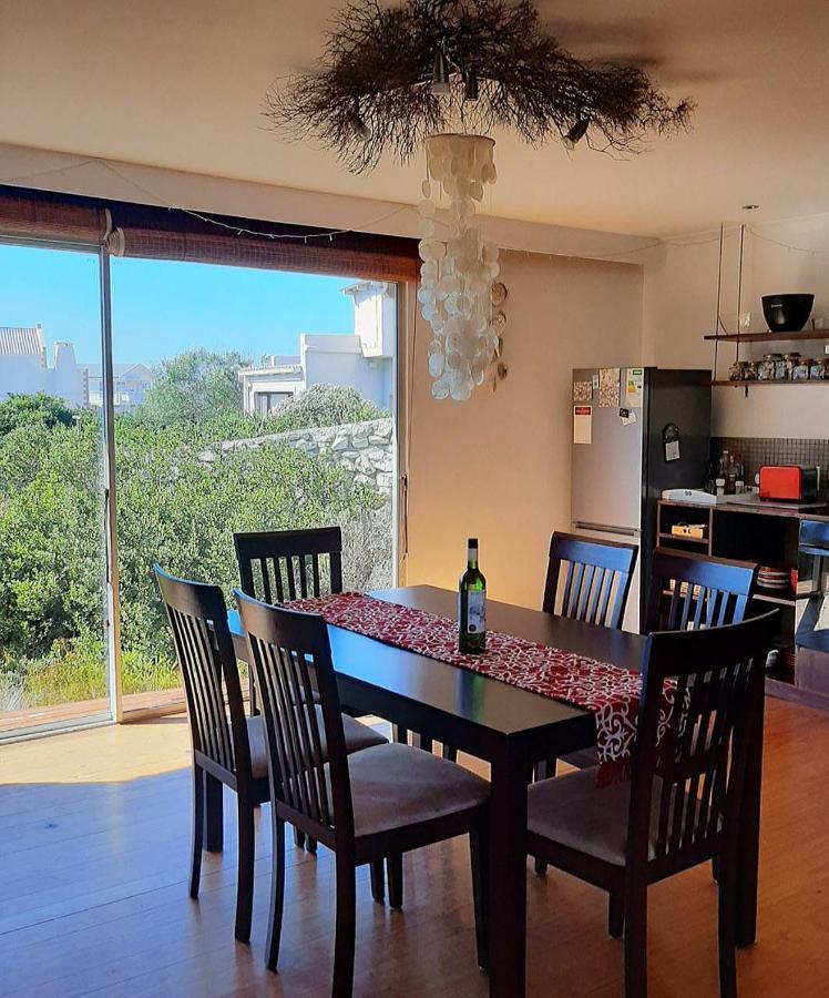 Brandys Beach House Bettyʼs Bay Extérieur photo