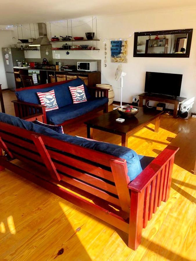 Brandys Beach House Bettyʼs Bay Extérieur photo